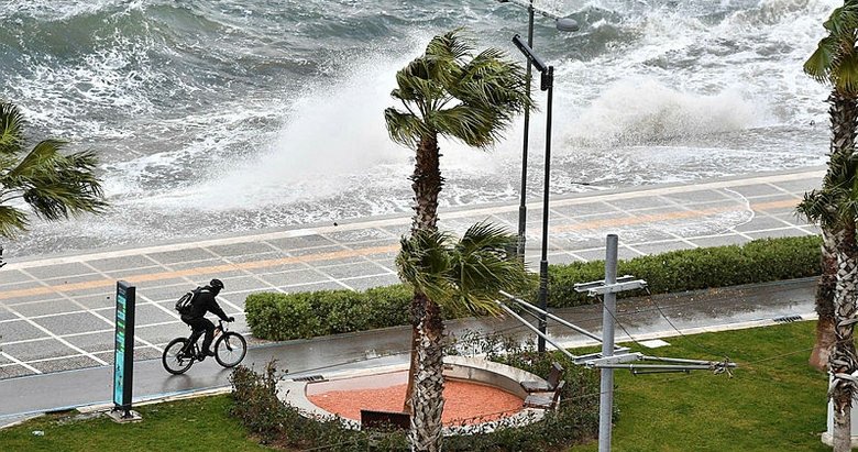 İzmirliler dikkat! Ege’de fırtına etkili oluyor
