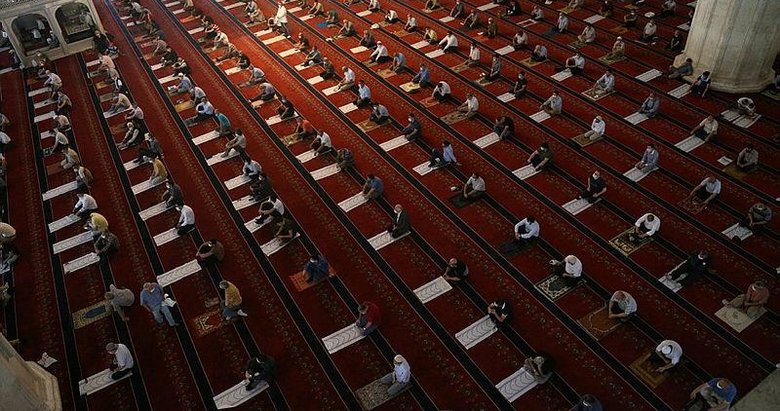 İzmir akşam ezanı saati 30 Aralık 2023 Cumartesi