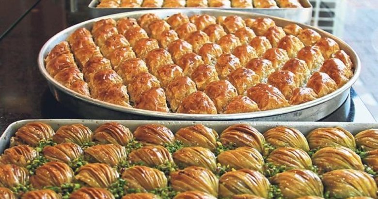 Bayramlık baklava tezgaha çıktı