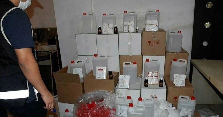 Sahte içki nasıl zehirliyor? İlk belirtisi nedir?