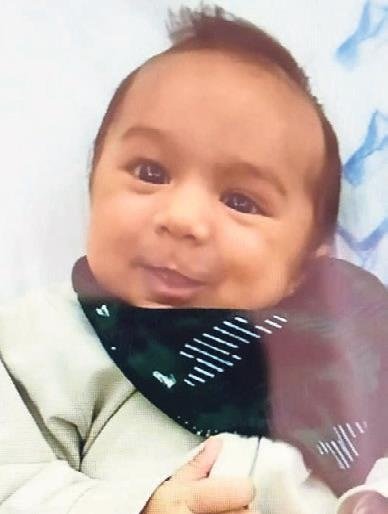 Korkunç kazada anne öldü bebek kurtuldu