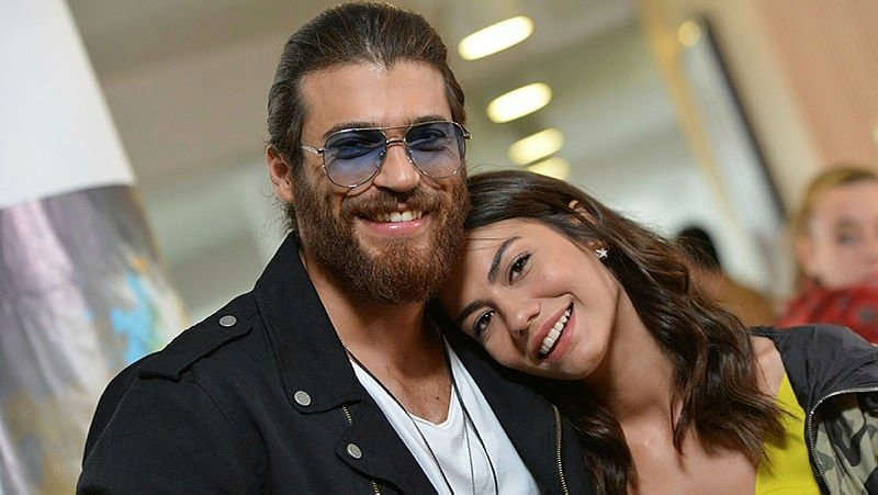 Erkenci Kuş'un yıldızları Can Yaman ve Demet Özdemir şaşırttı