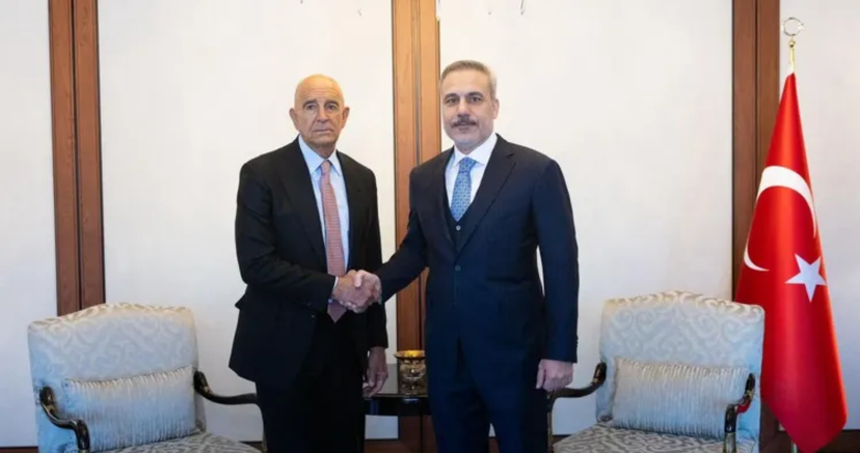 Son dakika: Bakan Fidan Tom Barrack ile görüştü!