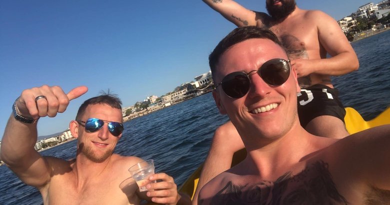 İrlanda’dan Didim’e gelen genç ölü bulundu 2 arkadaşı ise yoğun bakımda