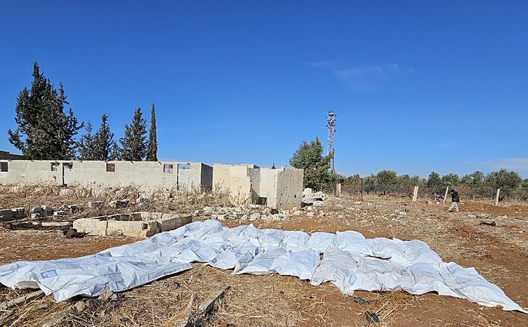Suriye’de Esad sonrası toplu mezarlar ortaya çıkıyor