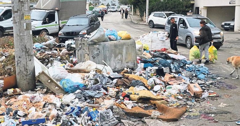 Buca’daki çöp yığınları vatandaşları isyan ettirdi