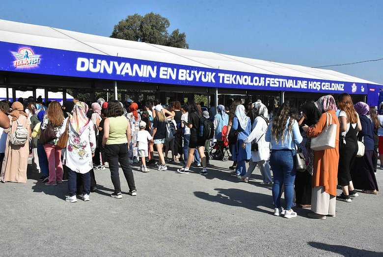Sadece teknoloji değil eğlence de zirvedeydi