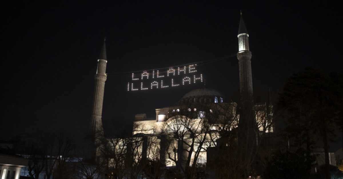 ORUCU BOZAN DURUMLAR NEDİR? GÖZ DAMLASI, KUSMAK, DİŞ FIRÇALAMAK, AŞI OLMAK ORUCU BOZAR MI? DİYANET YANITLADI