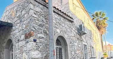 İzmir’de yeni skandal! Tarihi camide tuvalet krizi!