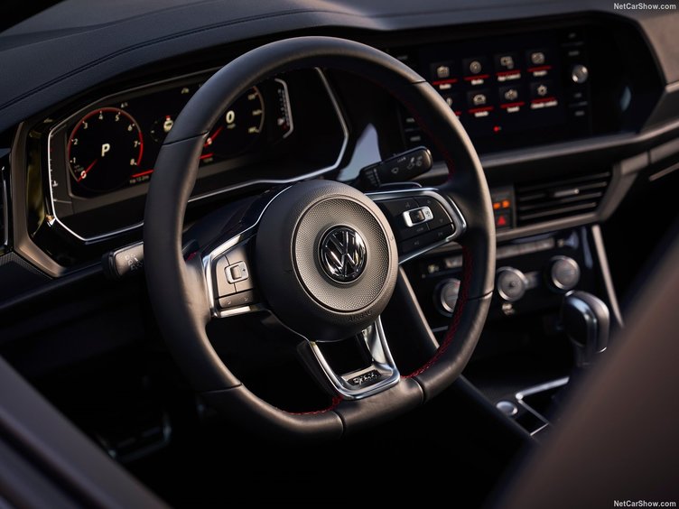 Yeni Volkswagen Jetta GLI ortaya çıktı! İşte 2019 Volkswagen Jetta GLI’nin motor ve donanım özellikleri...