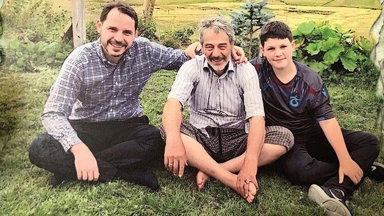 Hazine ve Maliye Bakanı Berat Albayrak’ın babası Sadık Albayrak’tan CHP’ye sosyete damat yanıtı!