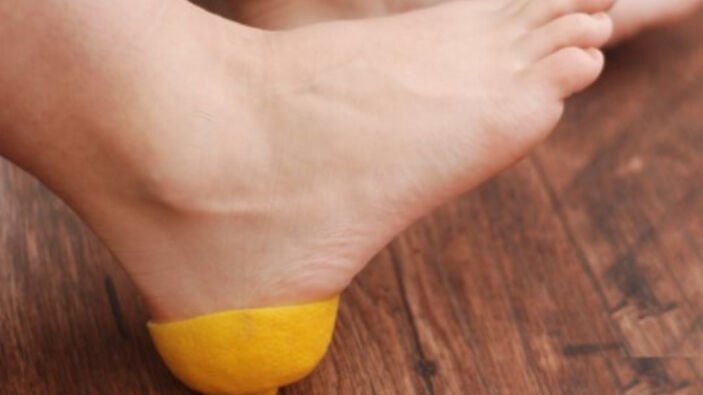 Ayaklarınızın altına limonu sürün bekleyin! Anında etkisini gösterecek