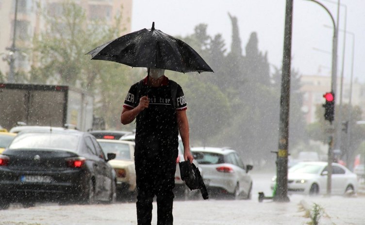 İzmir’e kuvvetli yağış uyarısı! Bugün hava nasıl olacak? 18 Mayıs Çarşamba hava durumu...