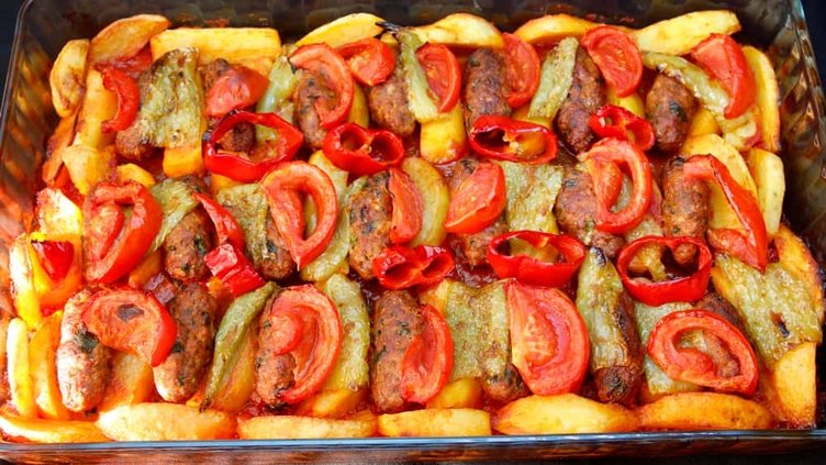 İZMİR KÖFTE TARİFİ İZMİR KÖFTE NASIL YAPILIR?