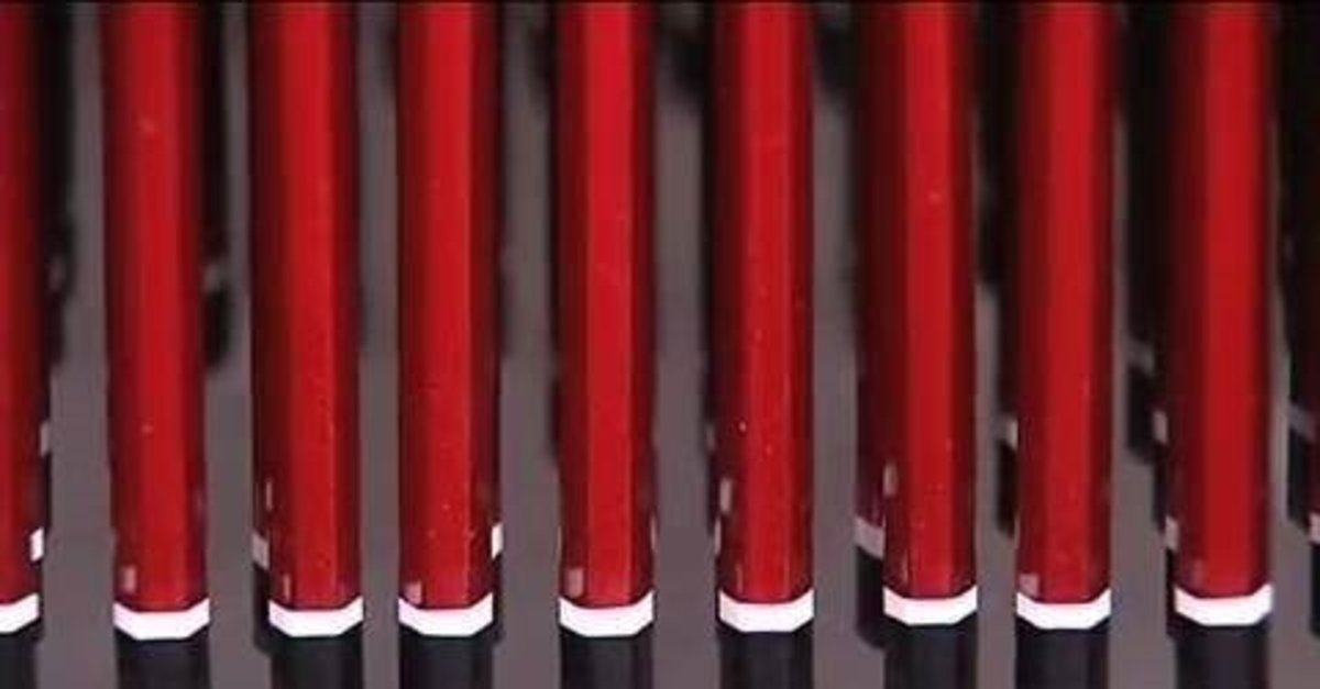 kursun kalemin beyaz kismi bakin ne ise