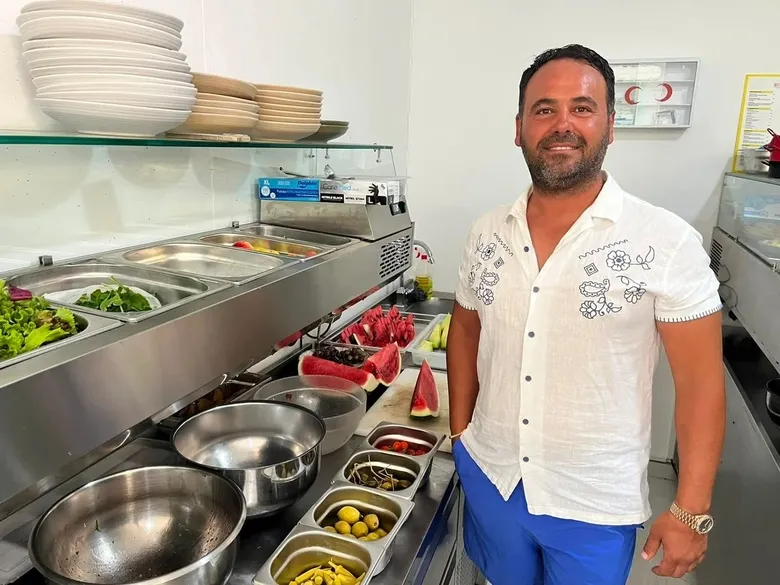 cesmede-gorenleri-sasirtan-plaj-tatil-anlayisini-degistirerek-ezber-bozan-plaj-1786805884170.jpeg