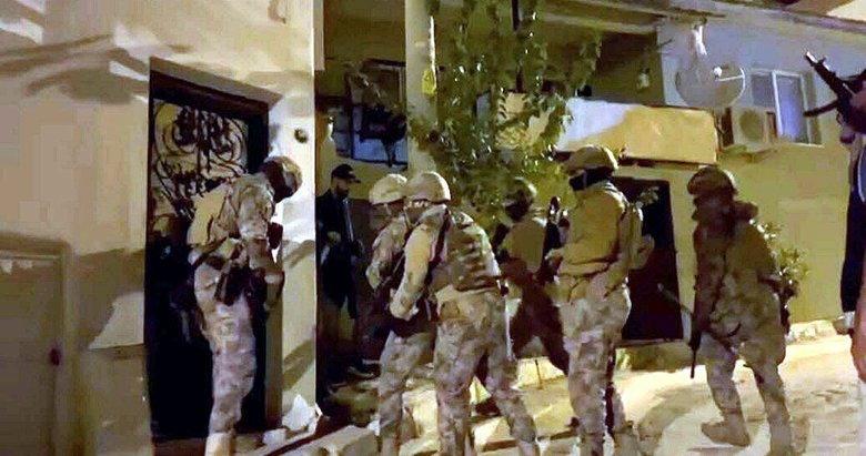 İzmir’de DEAŞ operasyonunda yakalanan 3 zanlı tutuklandı