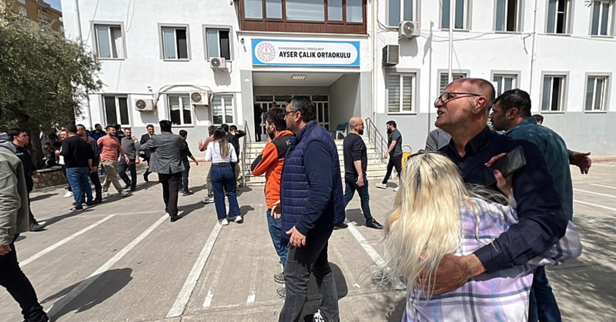 Kahramanmaraş'ta 8. sınıf öğrencisi 5 silahla okul bastı