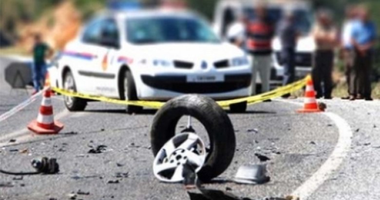 İzmir’de feci kaza:1 ölü, 3 yaralı