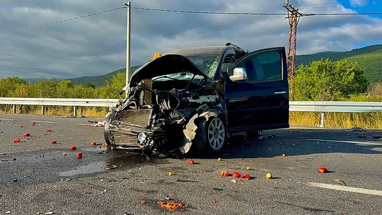 Afyonkarahisar’da feci kaza! 1 ölü, 4 yaralı