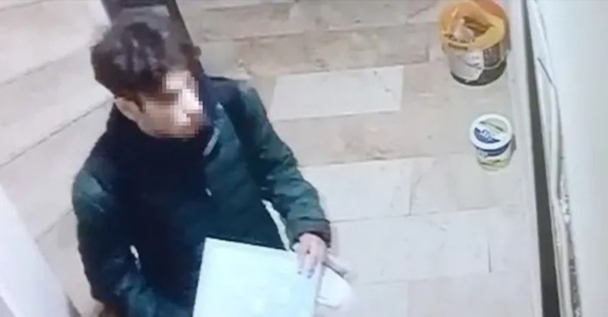 Katil 17 yaşında! Esenyurt'ta eski sevgilisinin annesini çekiçle öldürmüştü! Kan donduran detaylar… Melisa, ya burada kansızlıktan ölürsün ya da…