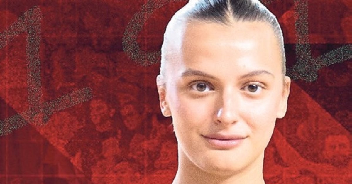 Karşıyaka'da Orta Oyuncu Takviyesi: Çanakkale Belediyespor'dan Seher Demirci Transfer Edildi!