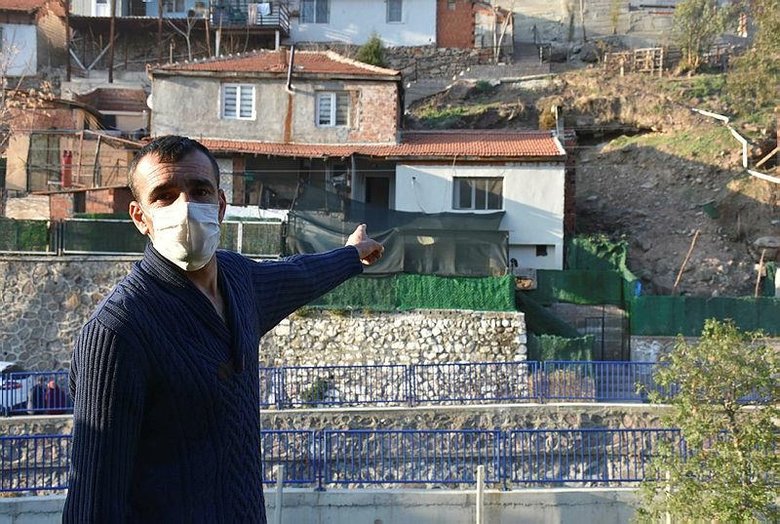 İzmir’in o mahallesinde herkes tedirgin! Yağmur yağdığında korkudan uyuyamıyorlar