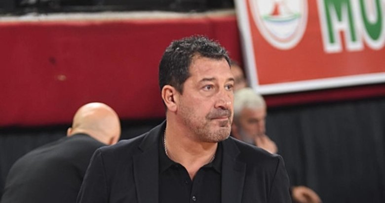 Karşıyaka’da başantrenör Ufuk Sarıca, görevi bıraktı