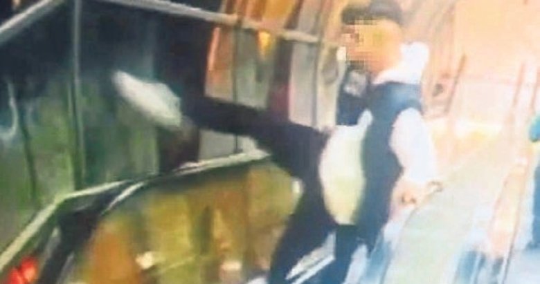 Üst geçit vandallarına hapis istemi