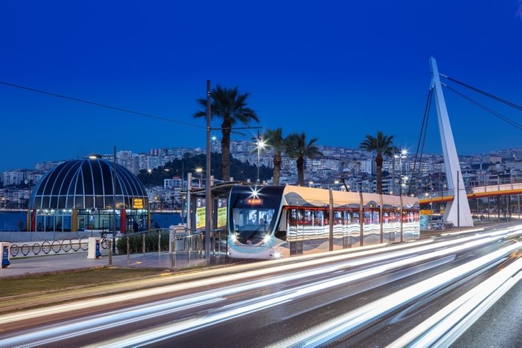İzmir Tramvayı dünyayı 67 kez dolandı! Bakın kaç kişi taşıdı?