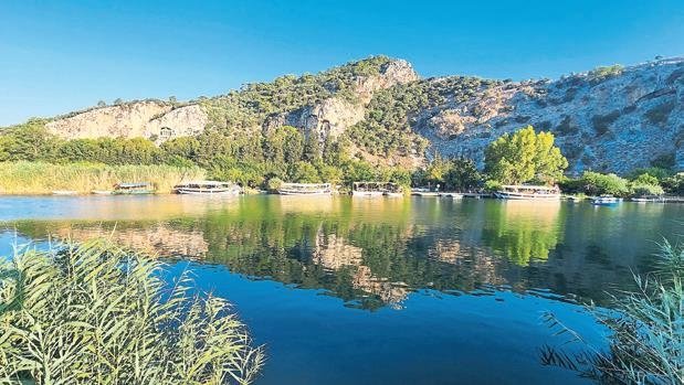 Tanrıya yakın olmak isteyen krallar