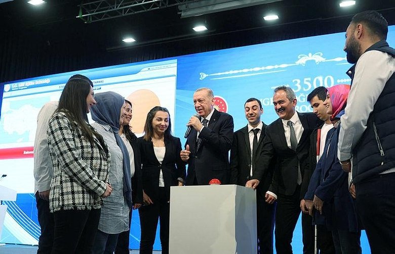 Son dakika: Başkan Erdoğan duyurdu: 45 bin yeni öğretmen ataması yapılacak