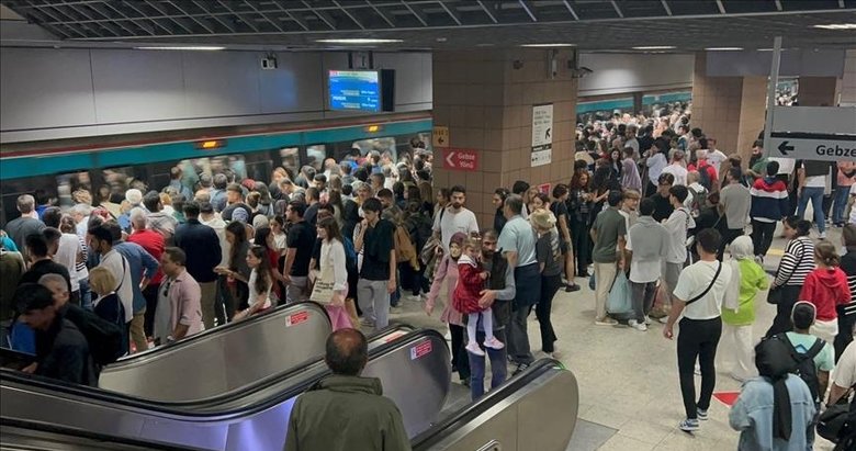 4 günde raylı sistemleri 2,9 milyon yolcu kullandı