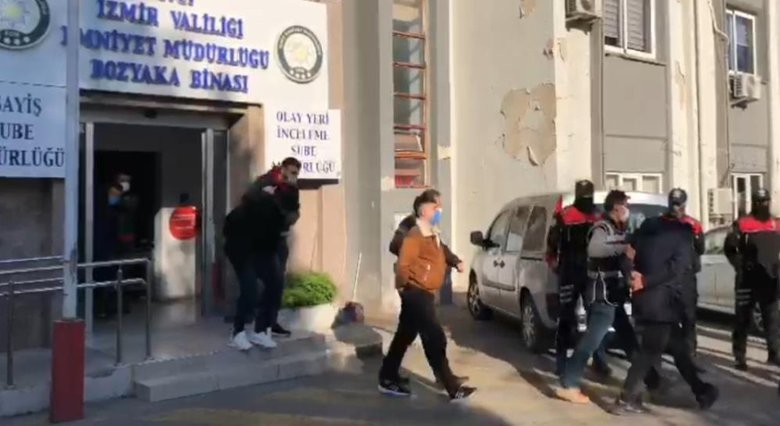 İzmir’de akrabalar arasındaki silahlı kavgaya ilişkin 7 kişi tutuklandı