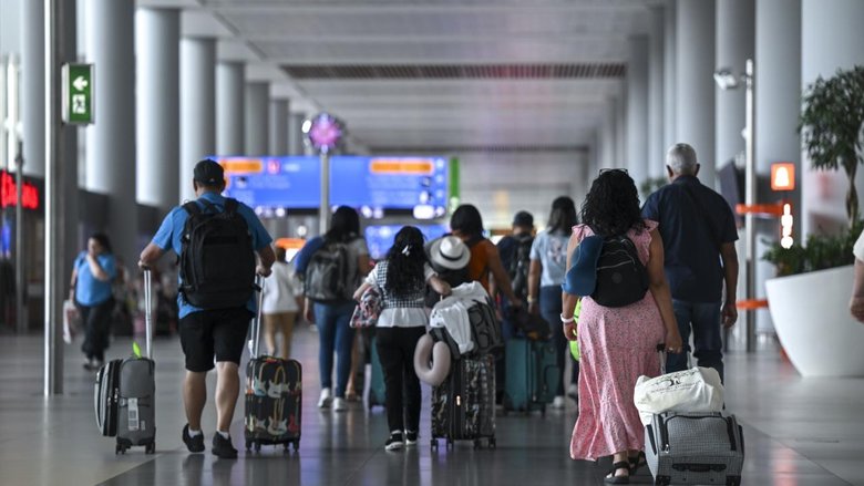 Türkiye’ye tatilci akını! Ziyaretçi sayısı 123,7 milyonu geçti