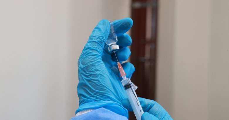 Koronavirüs aşı randevusu nasıl alınır? Aşı MHRS ekranı...