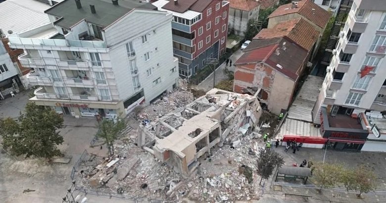Son dakika | Gebze’de çöken bina: 27 iş yeri ve 72 bağımsız daire boşaltıldı