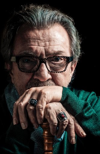 Son dakika... Yönetmen Osman Sınav hayatını kaybetti