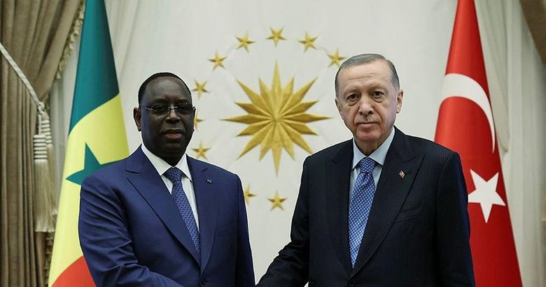 Başkan Erdoğan, Senegal Cumhurbaşkanı Sall ile bir araya geldi