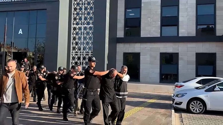 Sahte mehdinin müritlerine operasyon: 10 kişi tutuklandı