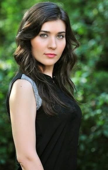 Şehit ailesinin acısını paylaştı