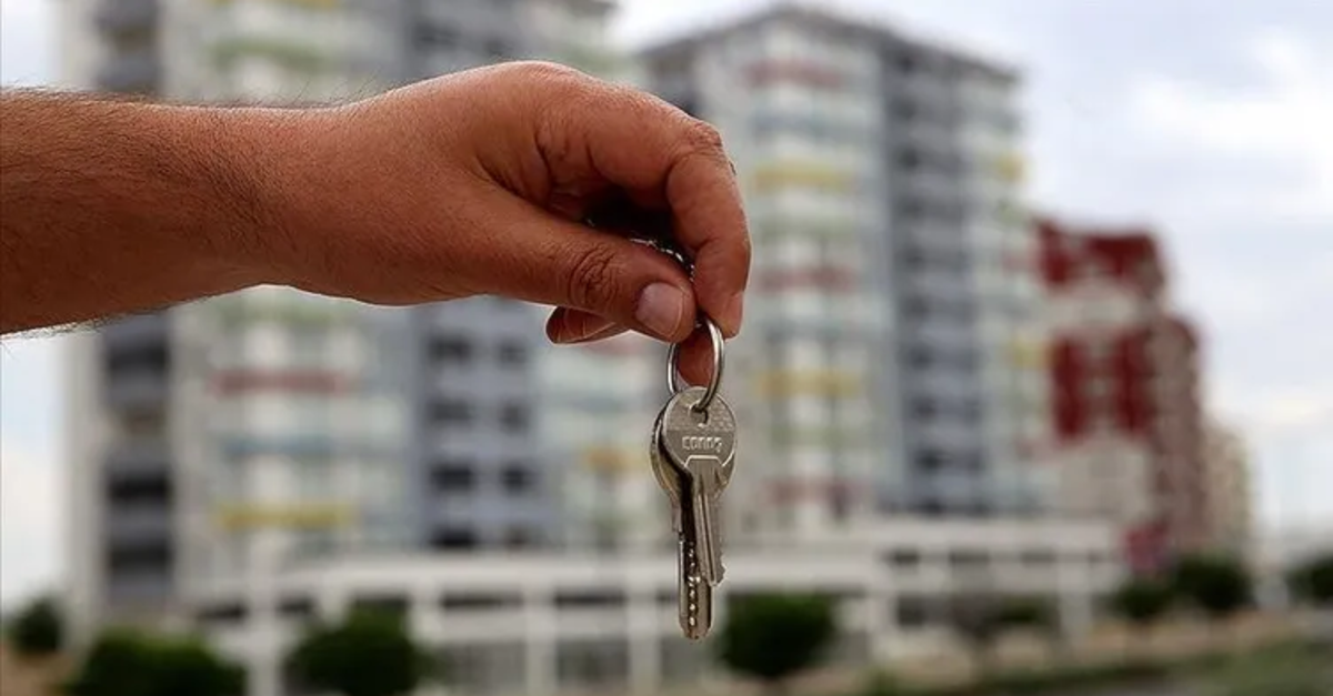 Ev ve araba alacaklar dikkat! En düşük kredi hangi bankada? İşte güncel faizsiz konut ve taşıt kredisi