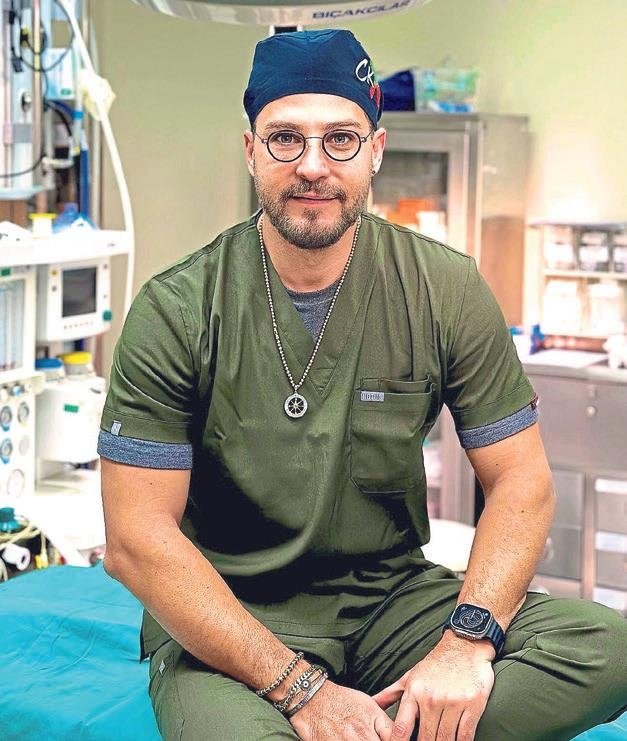 Kepçe kulak ameliyatları çocukların sosyal gelişimini artırıyor