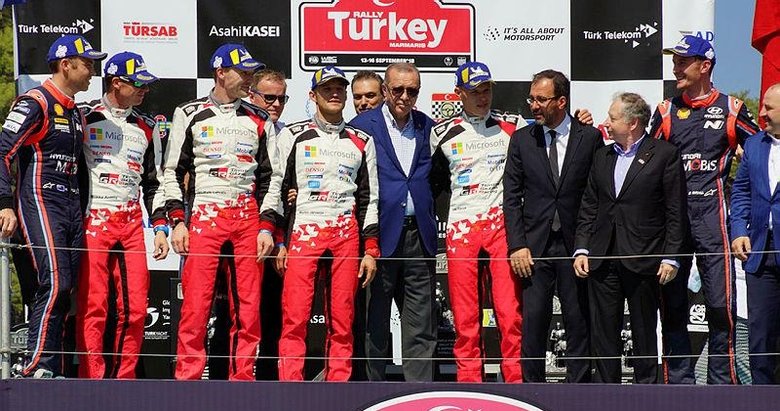 Başkan Erdoğan, Dünya Ralli Şampiyonası’nda ödülleri verdi