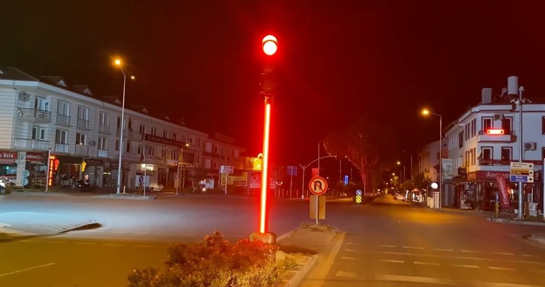 Son dakika: Muğla açıklarında 6 büyüklüğünde deprem! Birçok ilde hissedildi