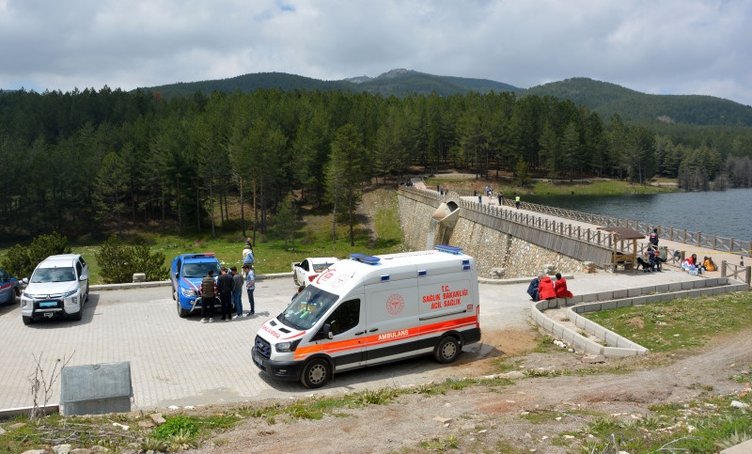 Afyon’daki piknik faciasında 4 kişinin cansız bedenine ulaşıldı