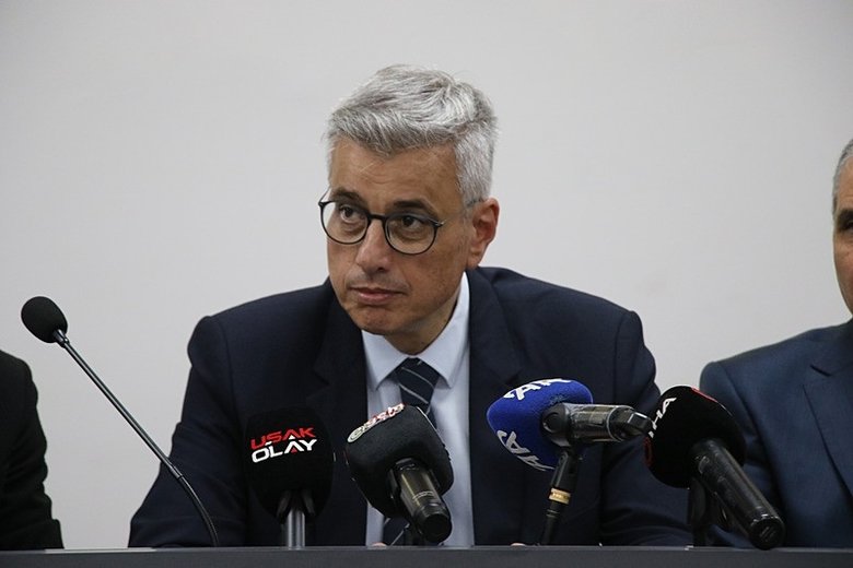 Sağlık Bakanı Memişoğlu, AK Parti Uşak İl Başkanlığı’nda konuştu