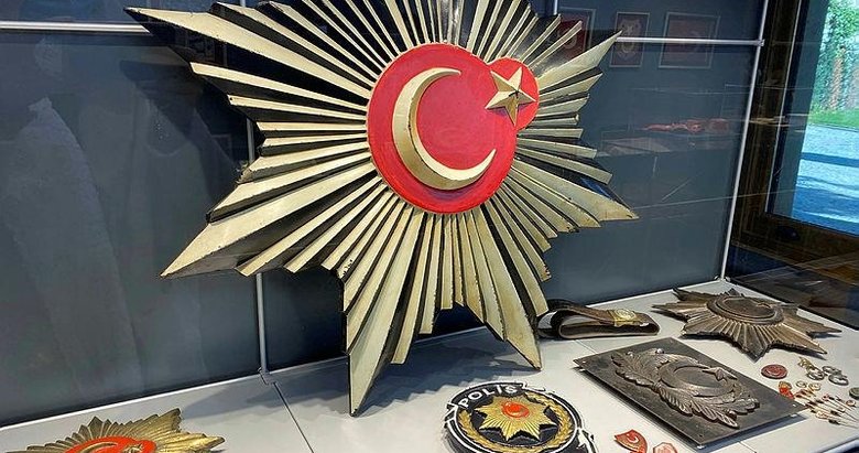 Türkiye’nin ilk milli bayrak müzesinde ’tarih’ sergileniyor