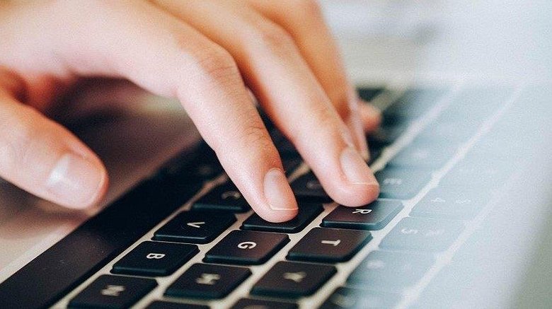 Üniversitelilere vergisiz telefon için tüm detaylar netleşti! İşte tüm bilmeniz gerekenler