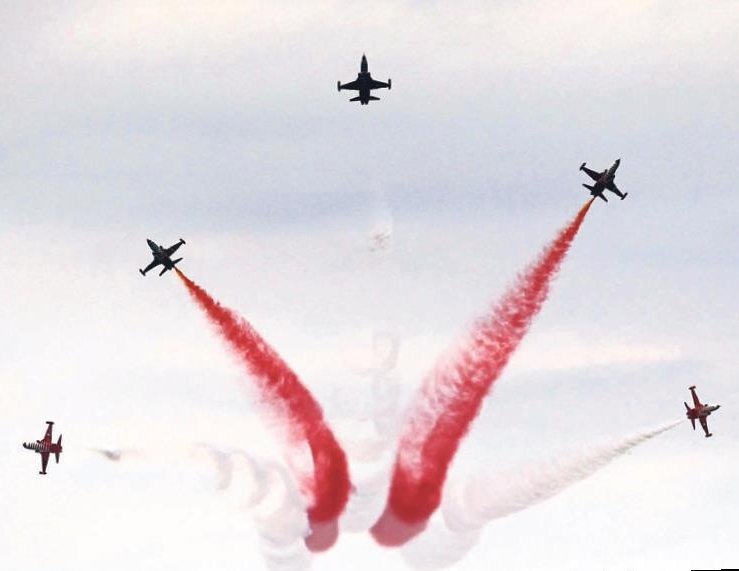 Türkiye böyle kutluyor